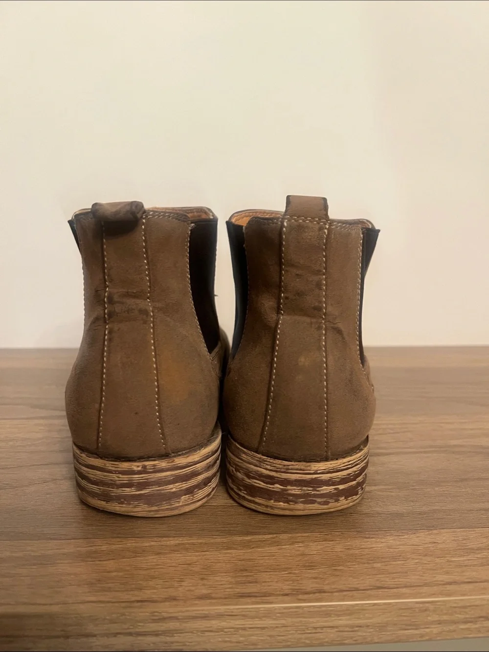 Robert Wayne Tan/Brown Suede Chelsea Chukka Boots‎